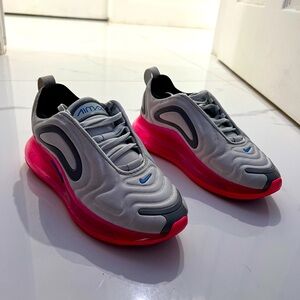 Nike air max 720 used a few times